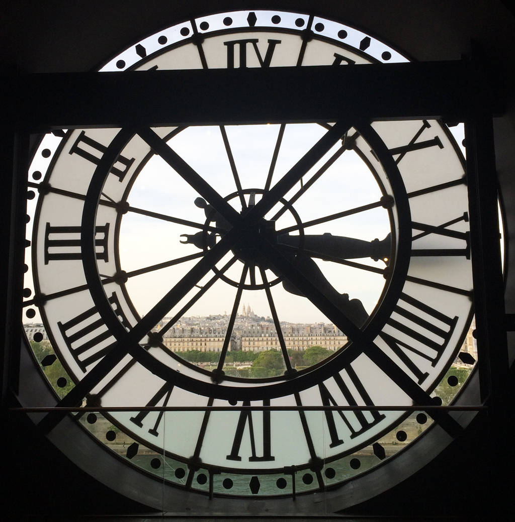paris muse - inside the clock